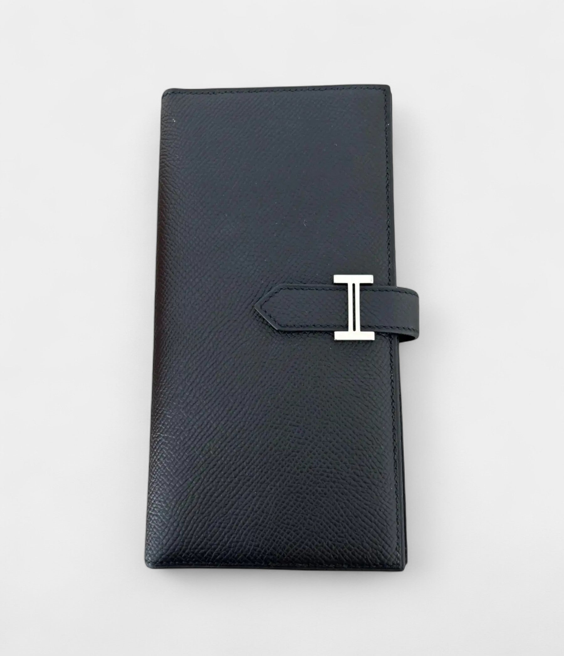 Hermès Béarn Leather Wallet in Black Timeless Sophistication with Iconic Detail