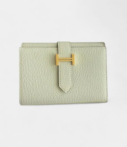 Hermès Béarn Leather Wallet in Grey Subtle Sophistication with Iconic Design