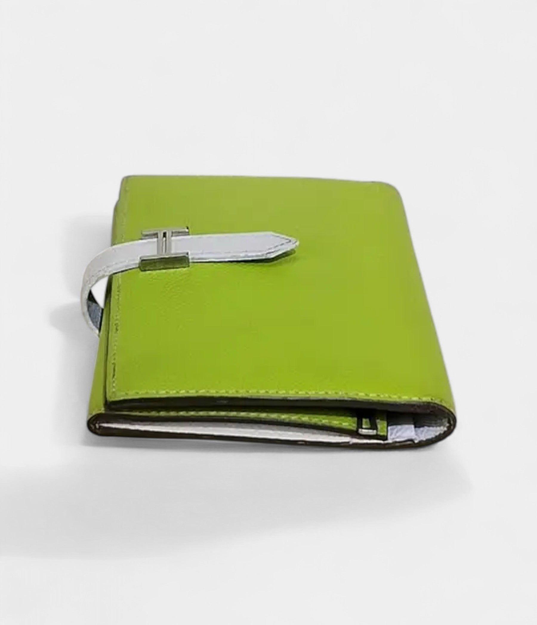 Hermès Béarn Leather Wallet in Multicolour Artistic Flair Meets Iconic Craftsmanship