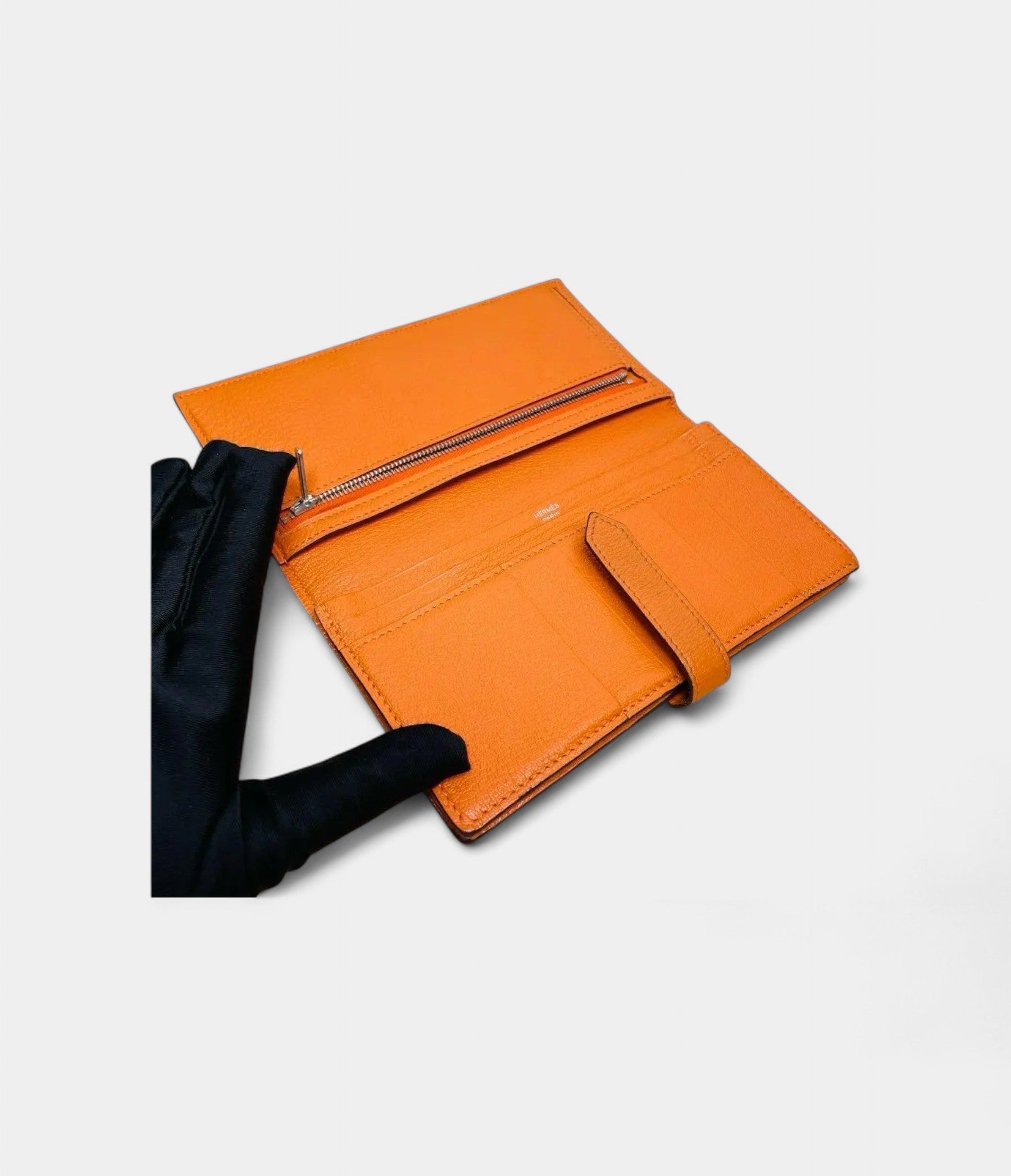 Hermès Béarn Leather Wallet in Orange Bold Heritage Refined Silhouette