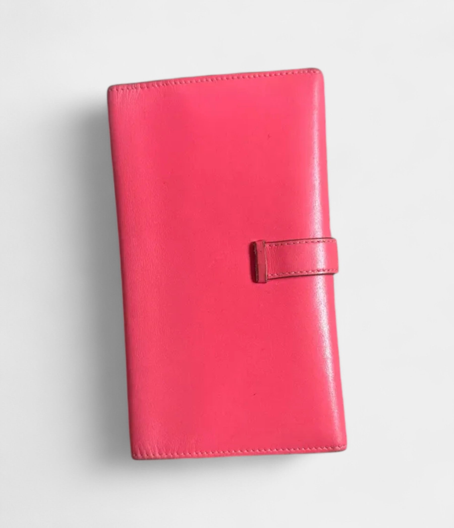HermesBearnLeatherWalletinPinkSoftLuxurySignatureSilhouette_1.jpg Hermès Béarn Leather Wallet in Pink Soft Luxury Signature Silhouette