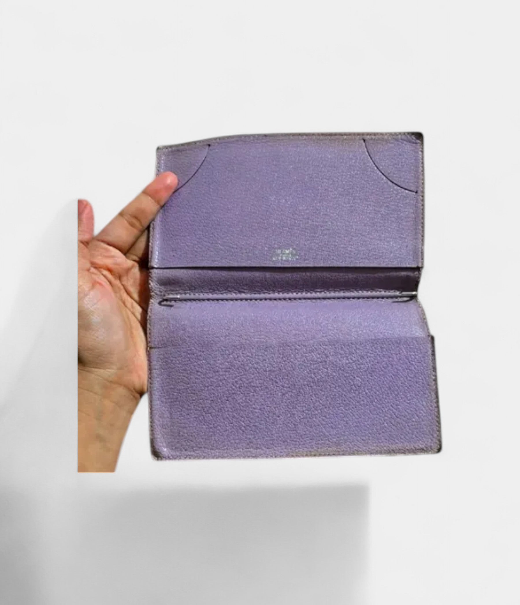 Hermès Béarn Leather Wallet in Purple Bold Elegance Signature Silhouette