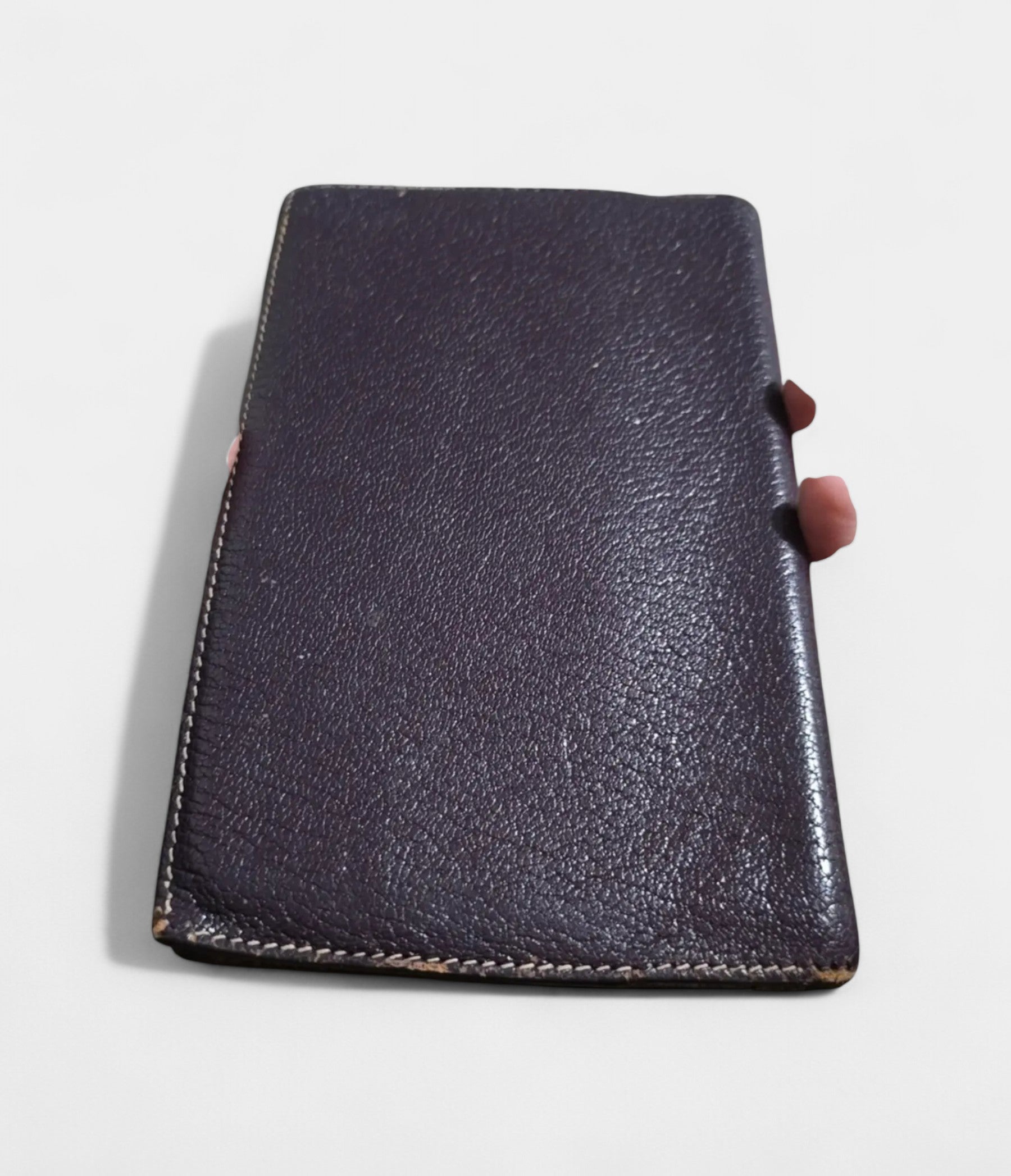 Hermès Béarn Leather Wallet in Purple Bold Elegance Signature Silhouette