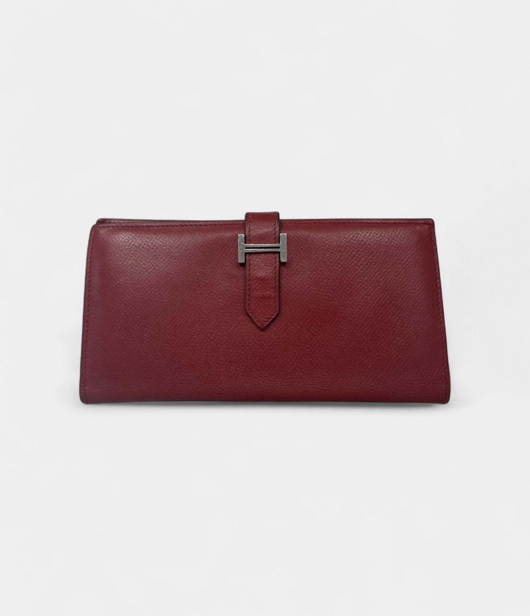 Hermès Béarn Leather Wallet in Red Bold Sophistication Classic Form