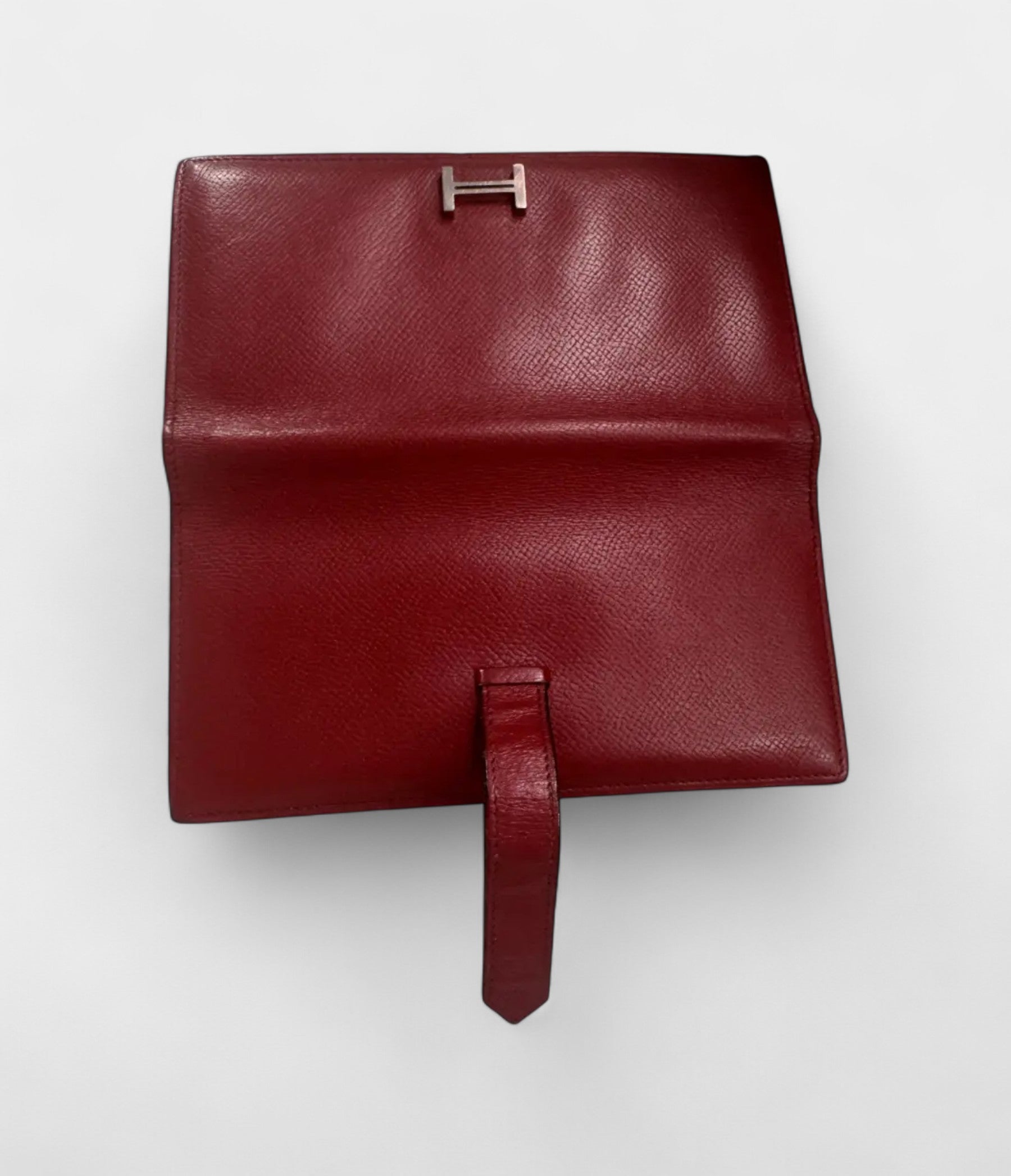 Hermès Béarn Leather Wallet in Red Bold Sophistication Classic Form