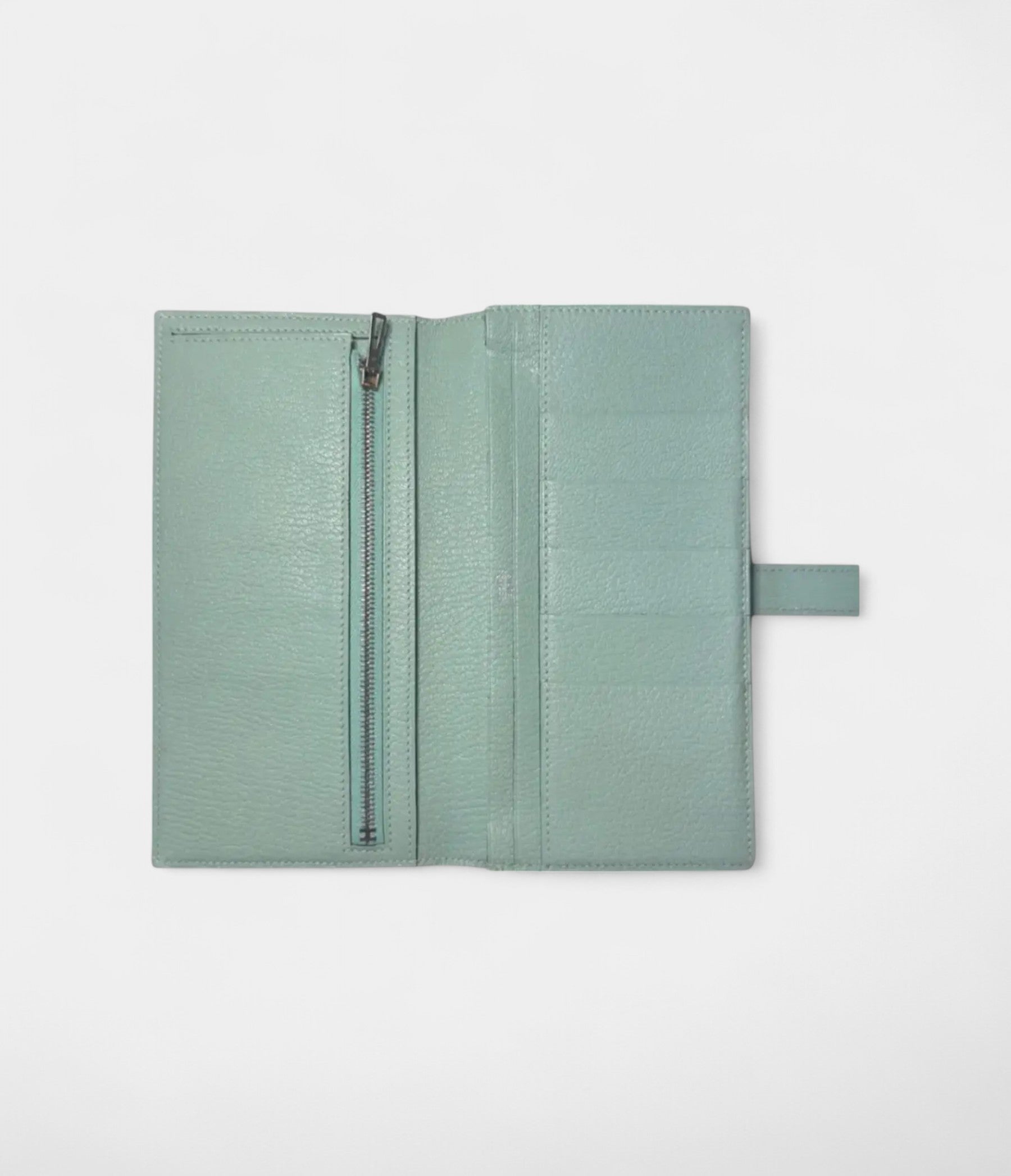 Hermès Béarn Leather Wallet in Turquoise Fresh Elegance Signature Design