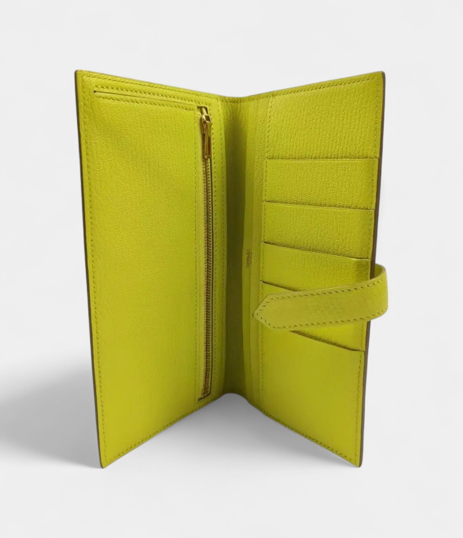 Hermès Béarn Leather Wallet in Yellow Radiant Elegance Classic Form