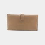 Hermès Béarn Wallet in Beige Leather