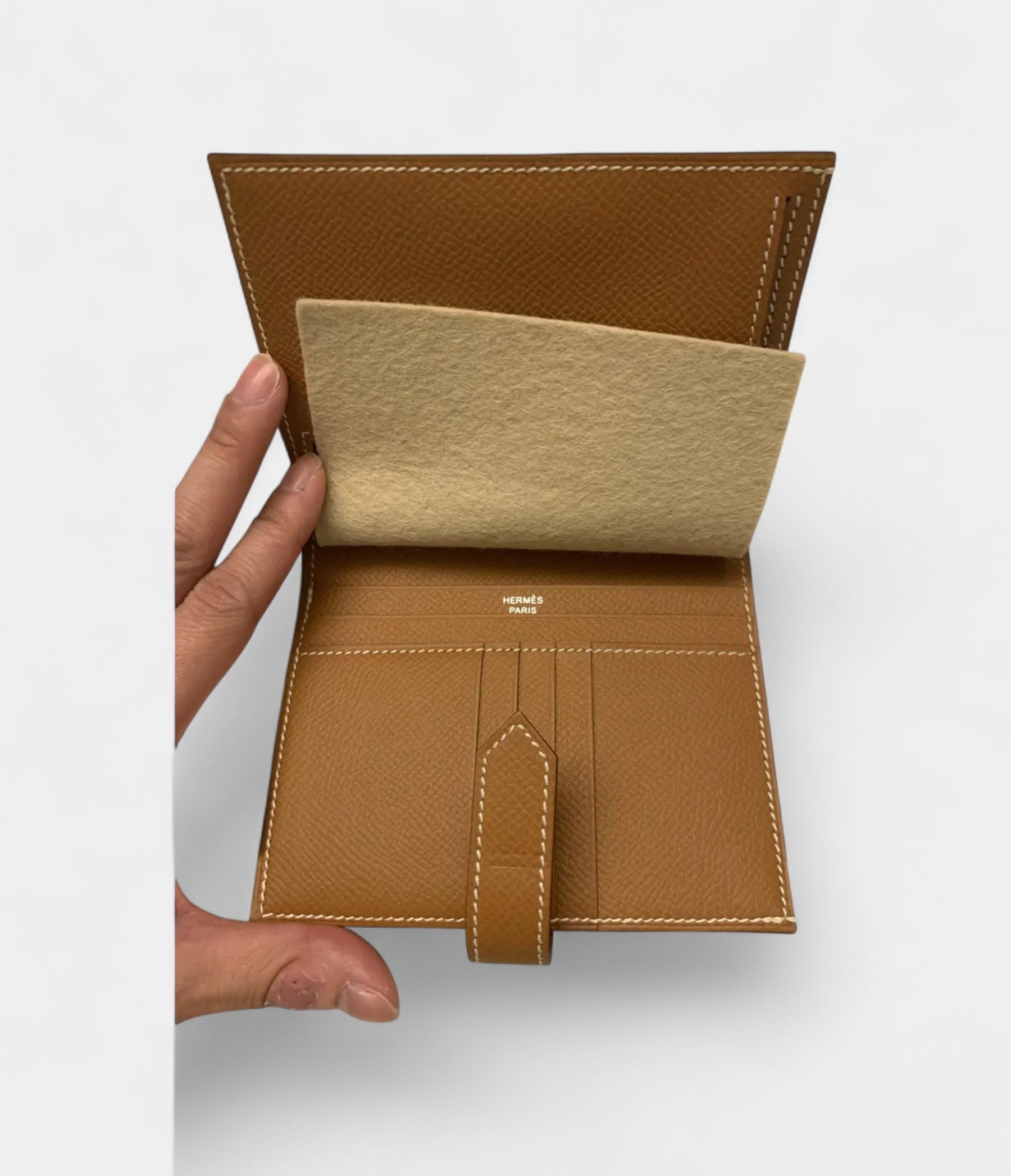 Hermès Béarn Wallet in Brown Leather A Timeless Classic