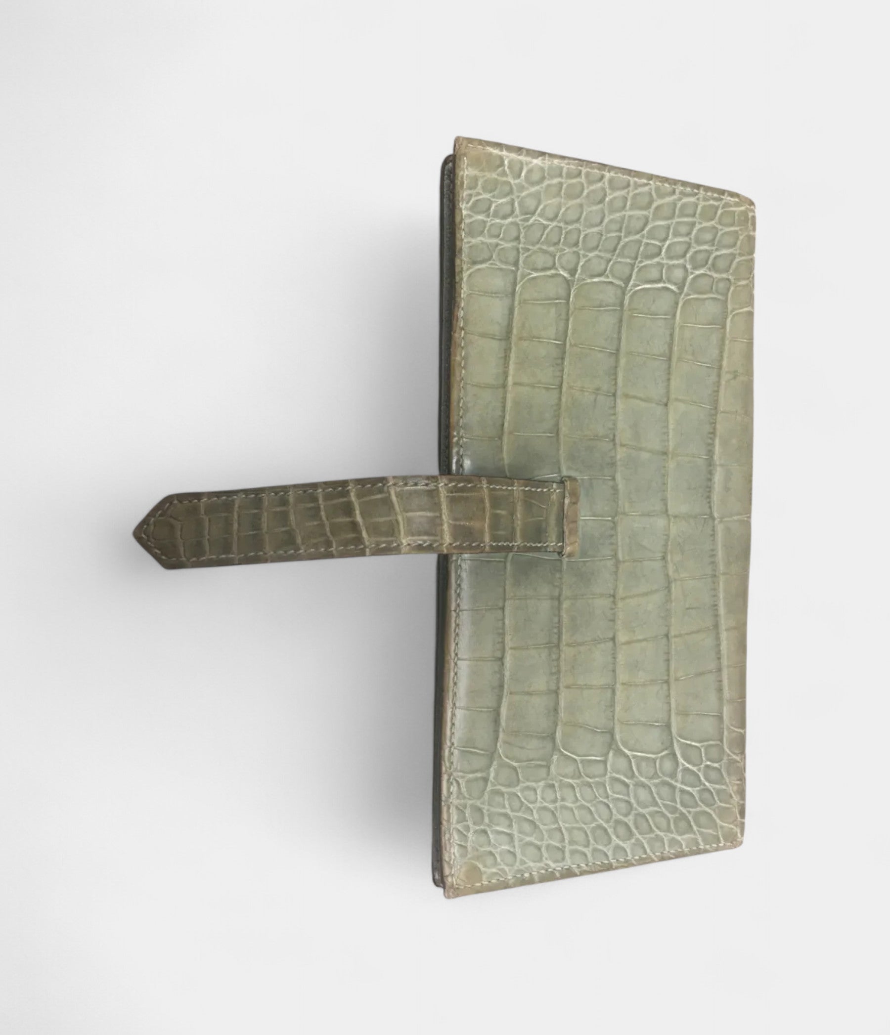 HermesBearnWalletinGreenAlligatorLeather_2.jpg Hermès Béarn Wallet in Green Alligator Leather