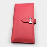 Hermès Béarn Wallet in Pink Leather Sophisticated Essential
