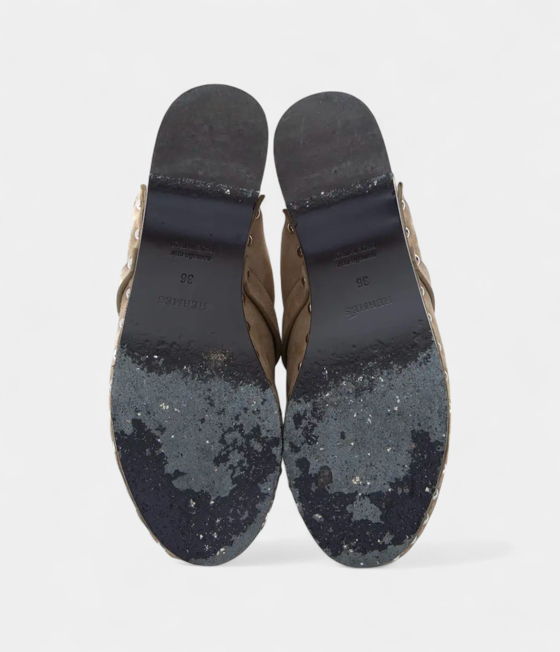 HermesBirkin25EcruandArdoiseToileHCanvasandArdoiseSwiftGoldHardware_5_2f0e84f6-9578-488b-a410-12a3d8e9b854.jpg Hermès Shearling-Lined Suede Mules with Studded Wooden Sole