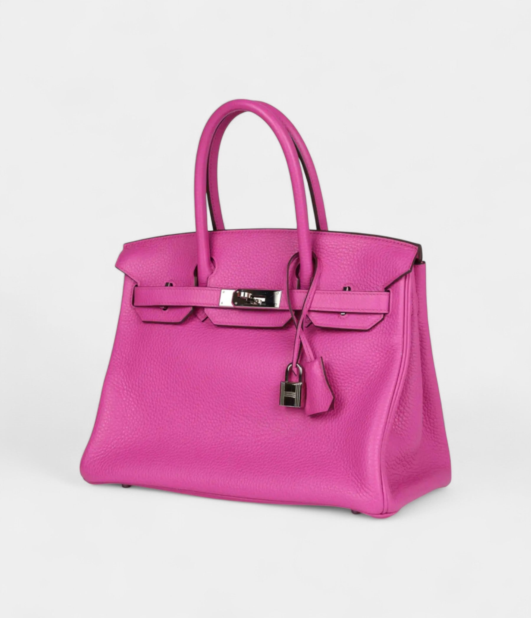 HermesBirkin30LeatherHandbagATimelessClassicofLuxury_1.jpg Hermès Birkin 30 Leather Handbag A Timeless Classic of Luxury