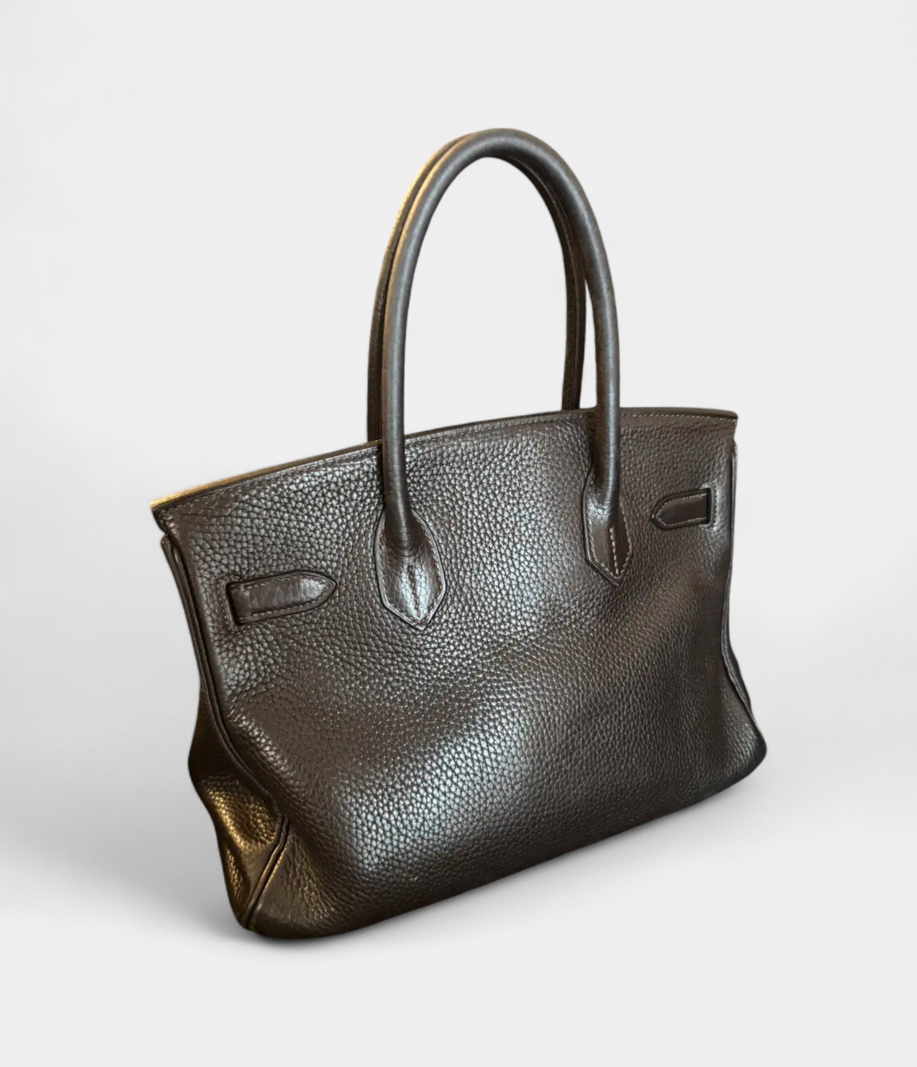 HermesBirkin30LeatherHandbagTheTimelessLuxury_1_-Photoroom.jpg Hermès Birkin 30 Leather Handbag The Timeless Luxury