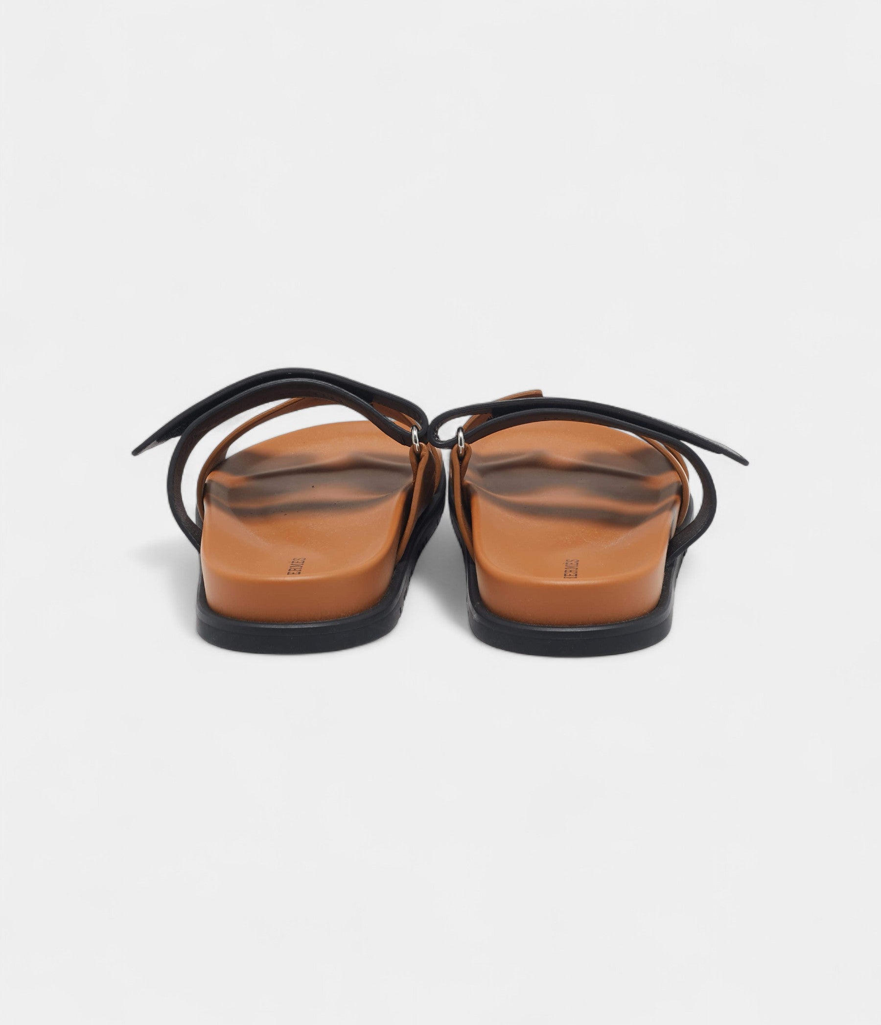 HermesBlackBrownLeatherChypreSandals44EU_3.jpg Hermes Black/Brown Leather Chypre Sandals 44 EU