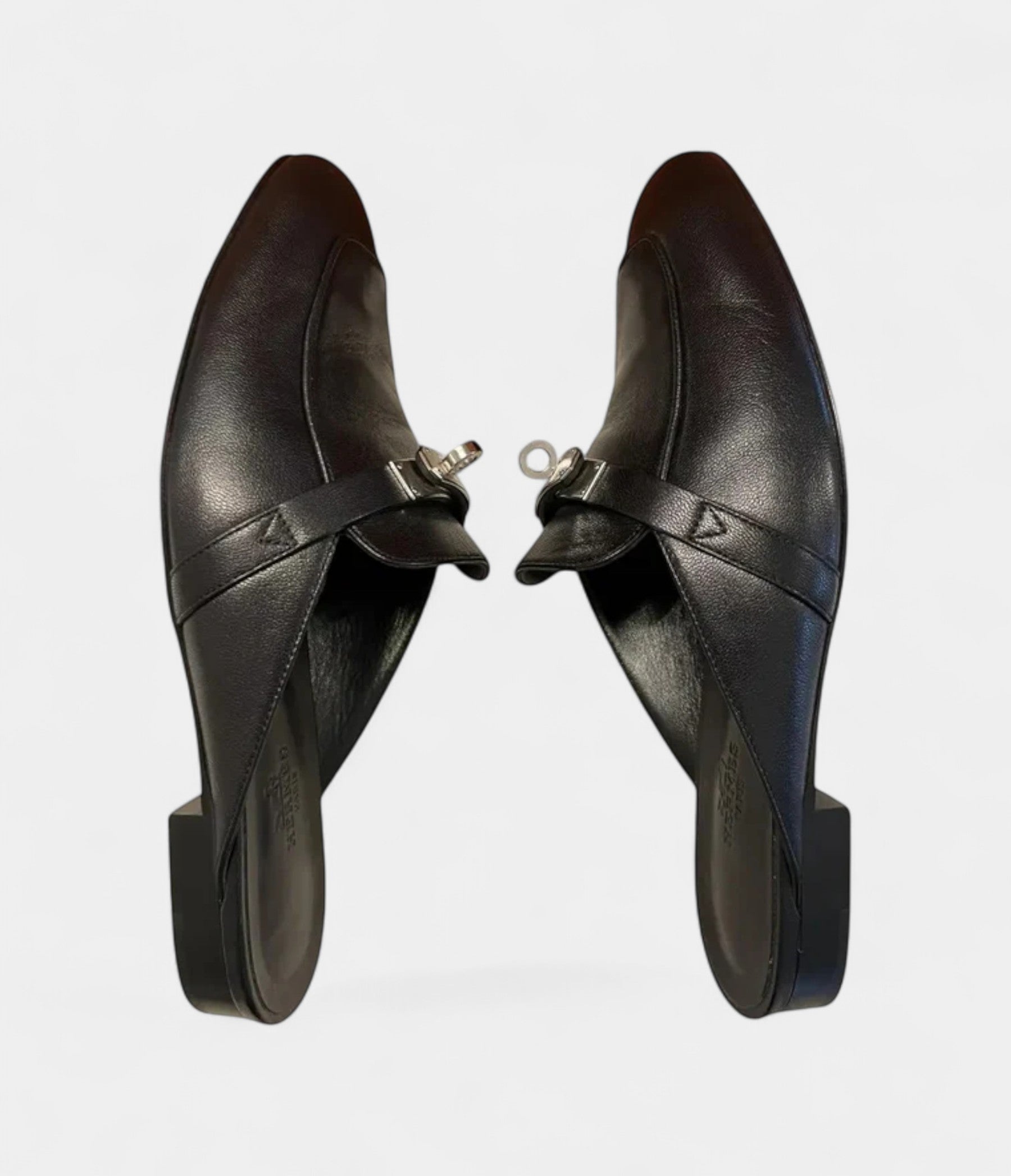HermesBlackLeatherOzMuleswithPalladiumHardware_3_6b3d6786-e2b0-4534-8f94-bd205495c6a6.jpg Hermès Black Leather Oz Mules with Palladium Hardware