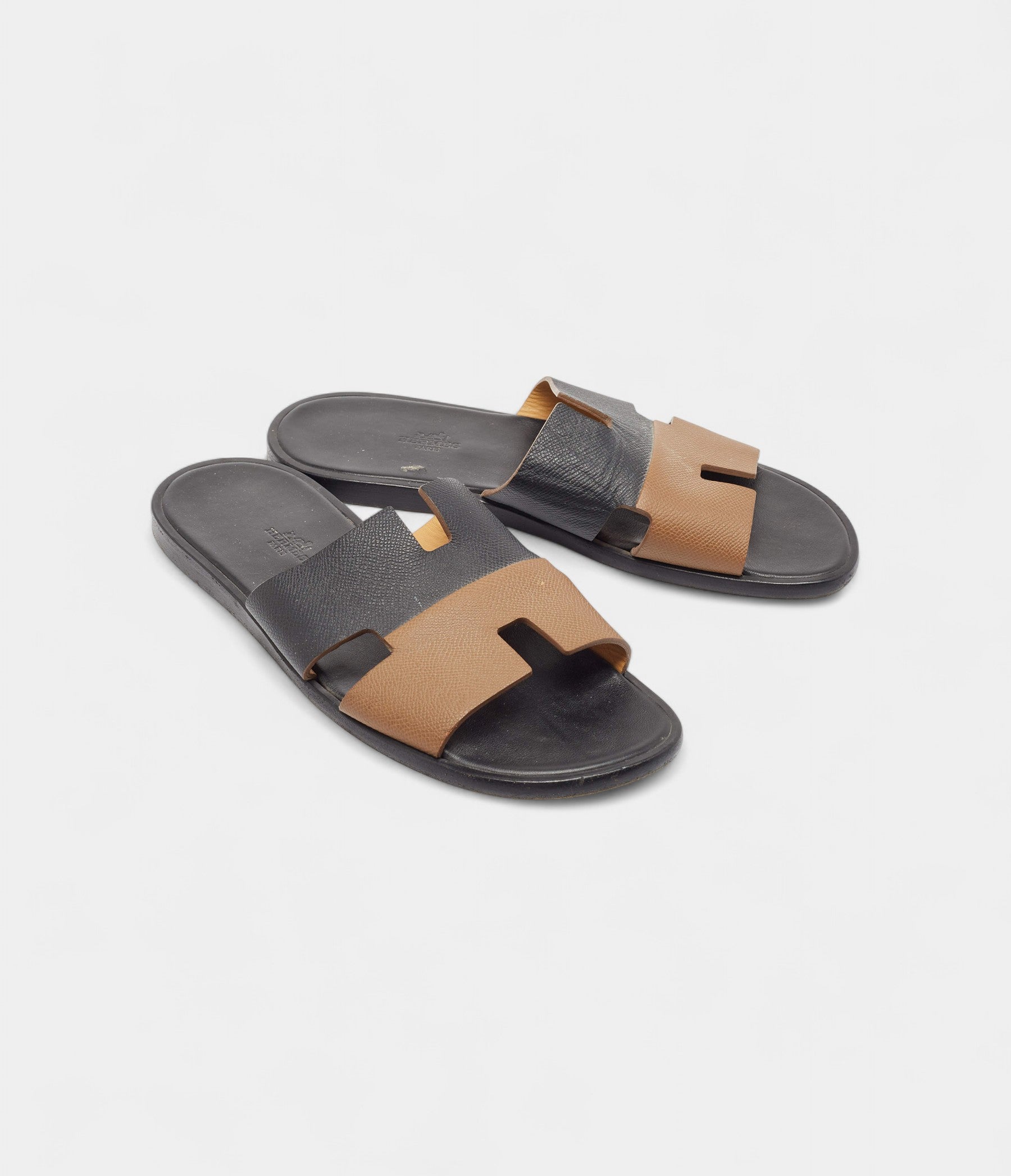 HermesBrownBlackLeatherIzmirFlatSlides43EU_3.jpg Hermes Brown/Black Leather Izmir Flat Slides 43 EU