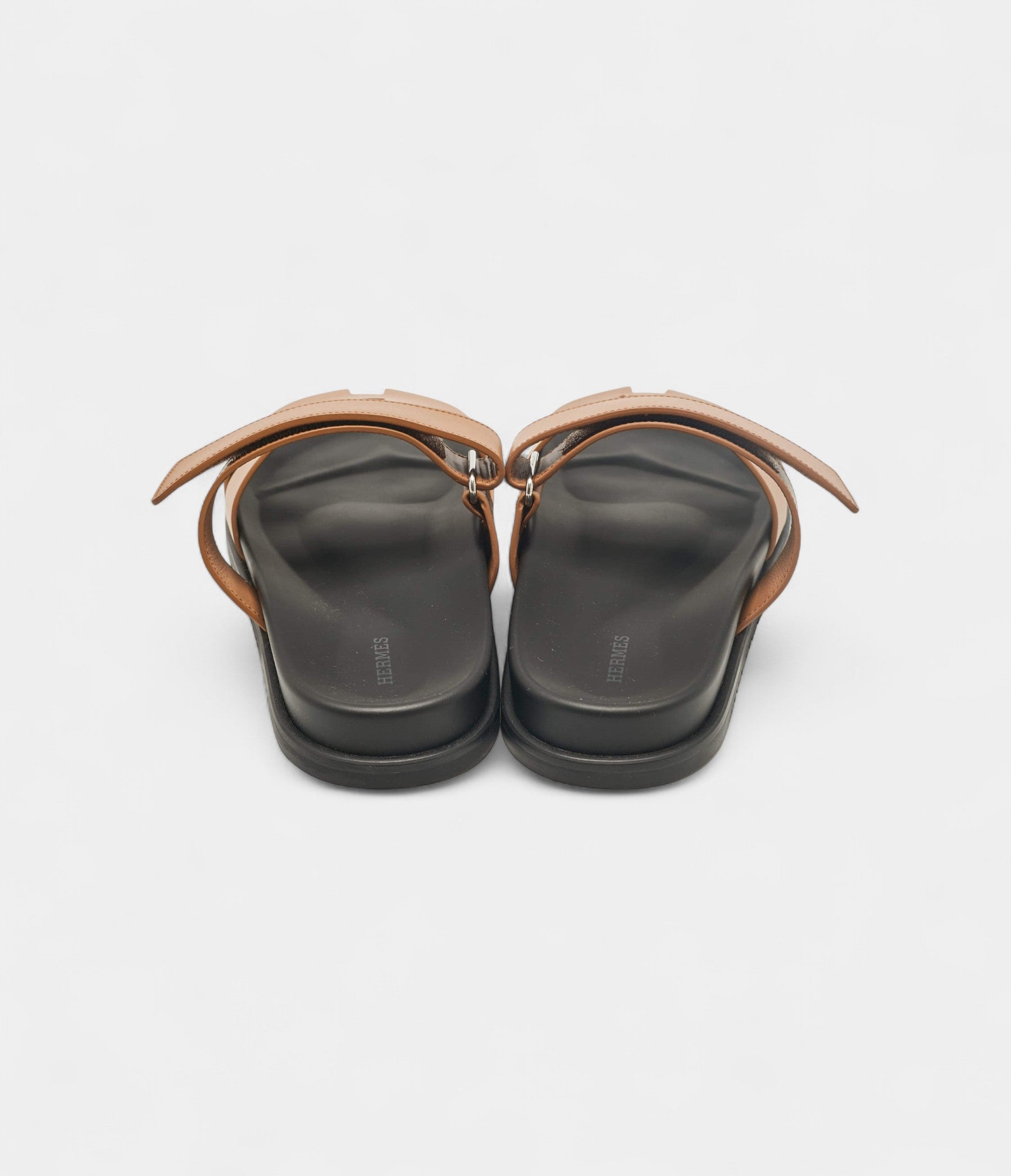 HermesBrownLeatherChypreFlatSandals45EU_5.jpg Hermes Brown Leather Chypre Flat Sandals 45 EU