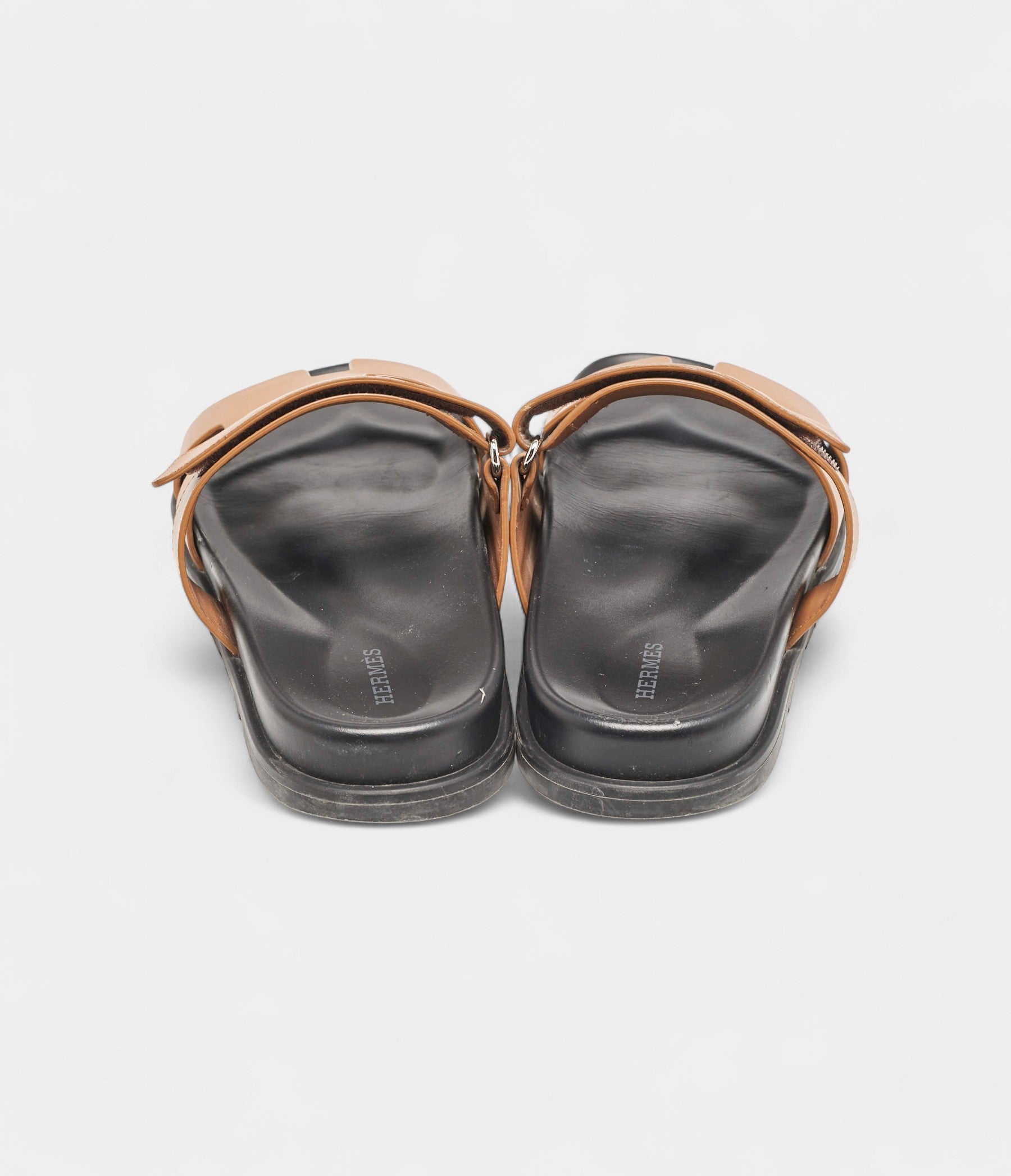 HermesBrownLeatherChypreSandals42EU_2.jpg Hermes Brown Leather Chypre Sandals 42 EU