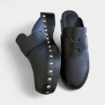 Hermès Calya Leather Mules & Clogs Where Sculptural Design Meets Effortless Luxury