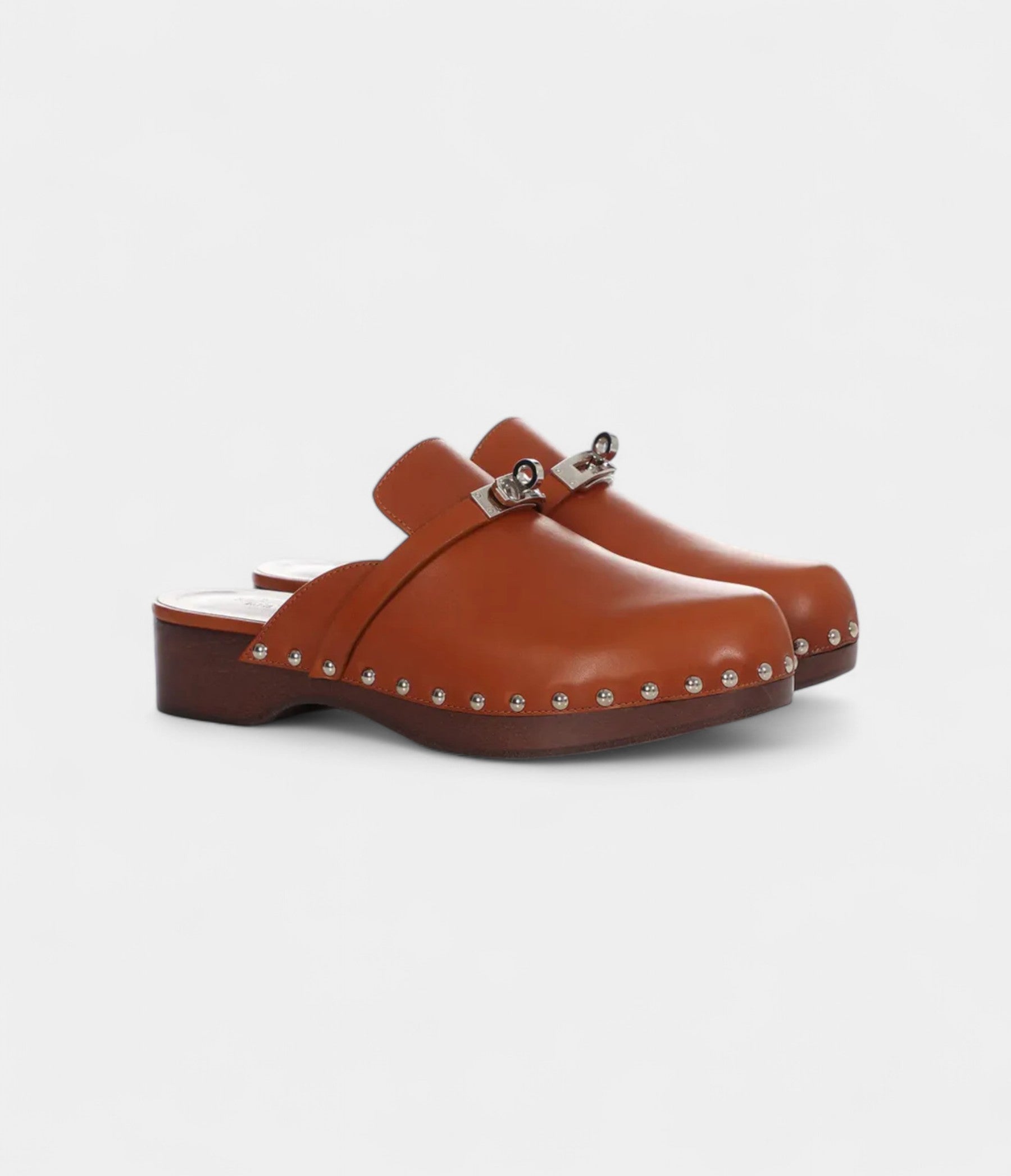 Hermès Carlotta Leather Mules & Clogs – Effortless Elegance