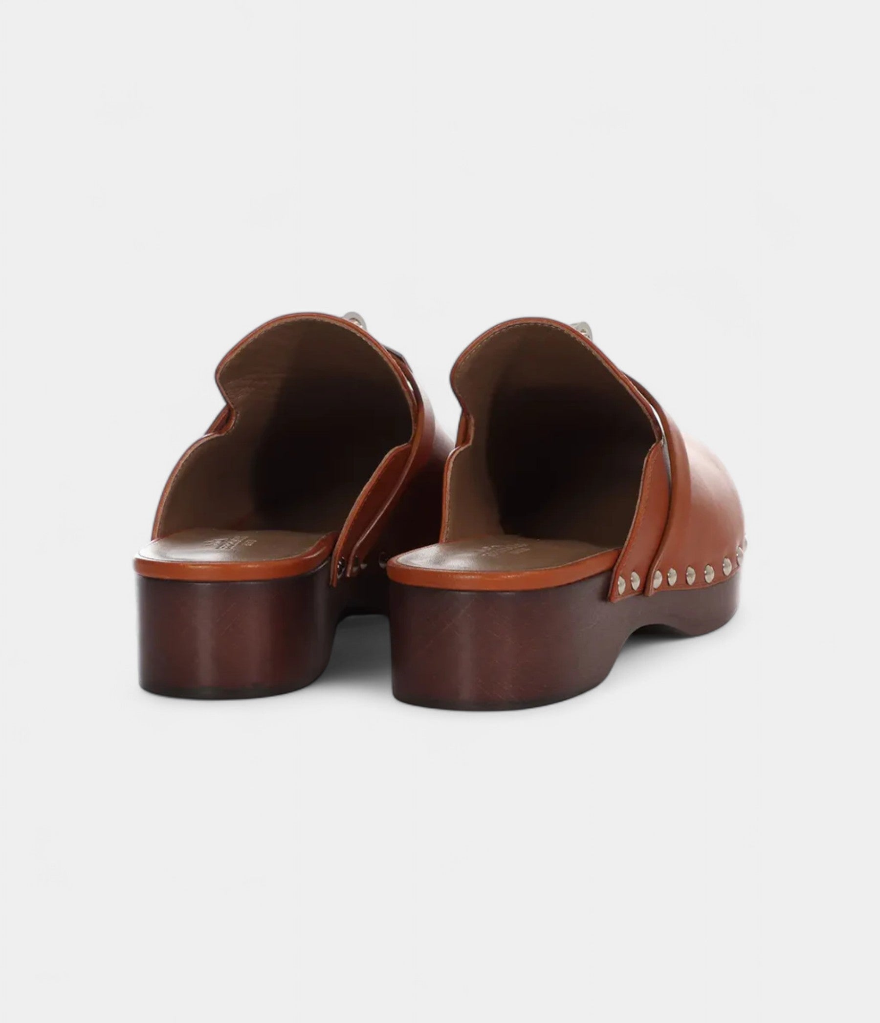 Hermès Carlotta Leather Mules & Clogs – Effortless Elegance