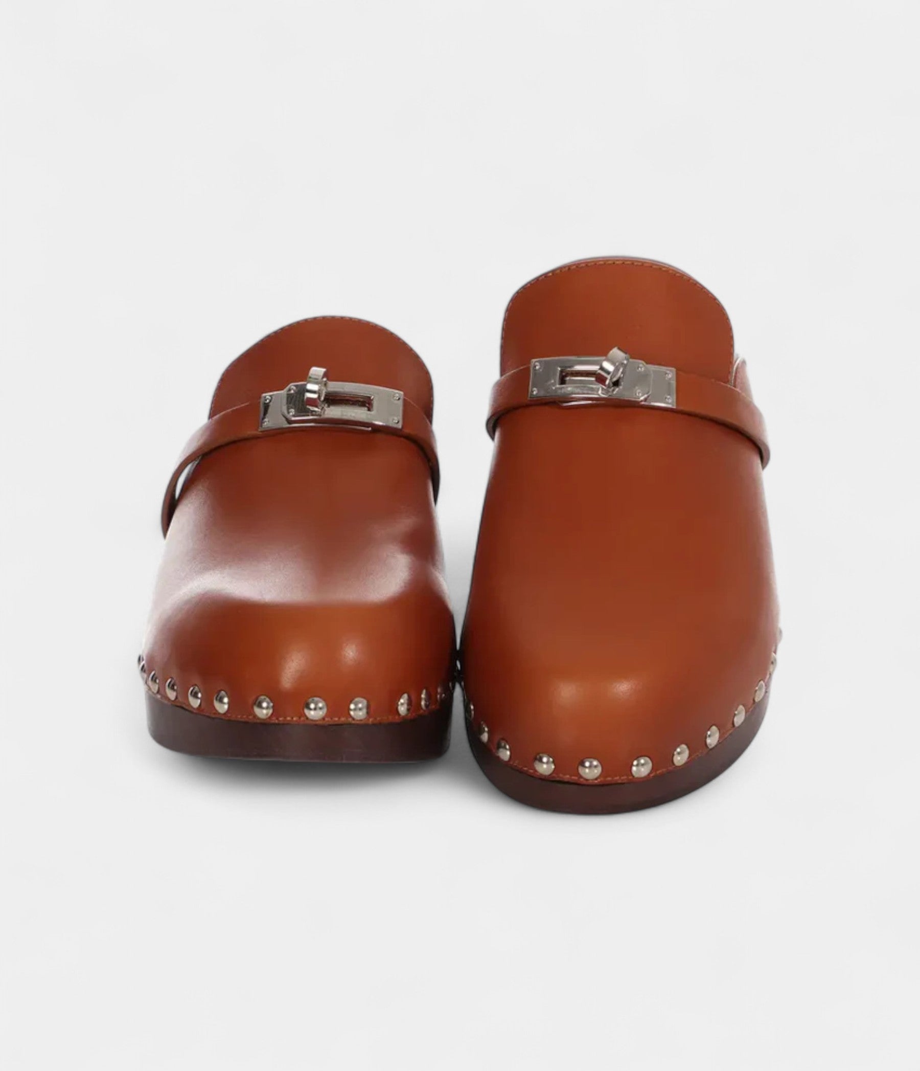 Hermès Carlotta Leather Mules & Clogs – Effortless Elegance