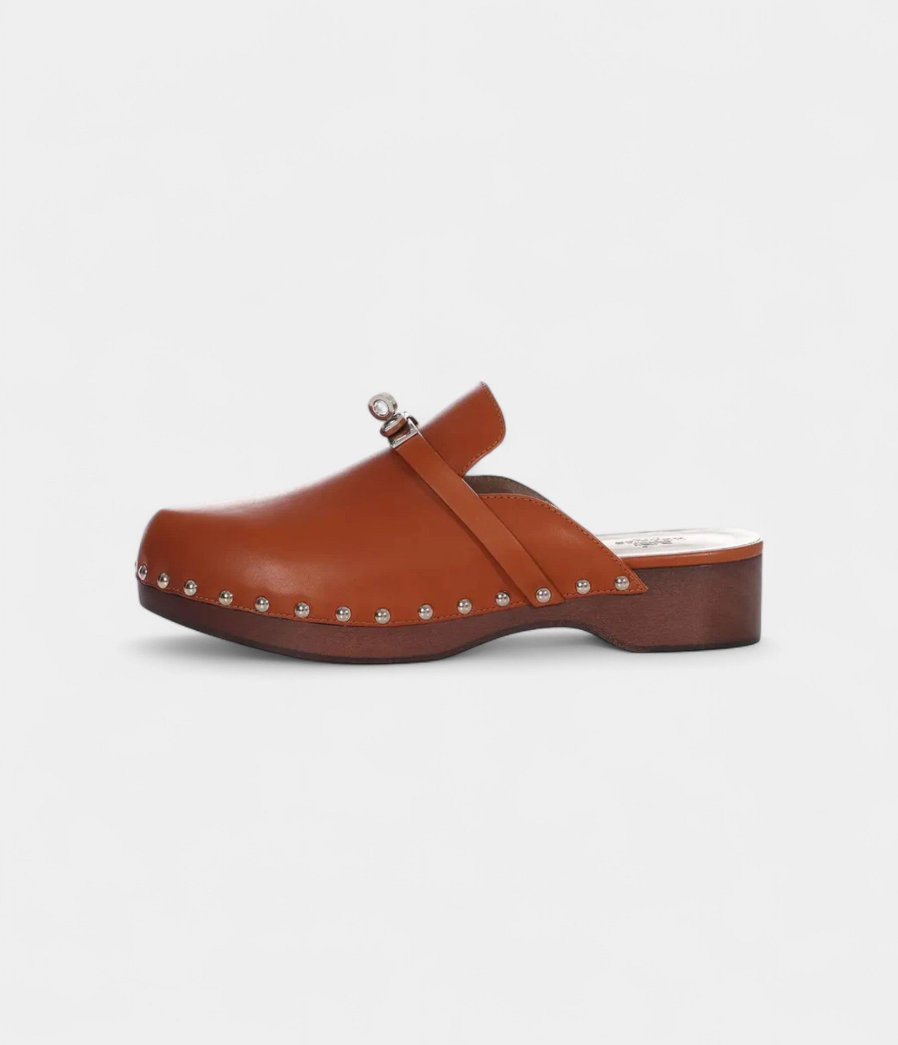Hermès Carlotta Leather Mules & Clogs – Effortless Elegance