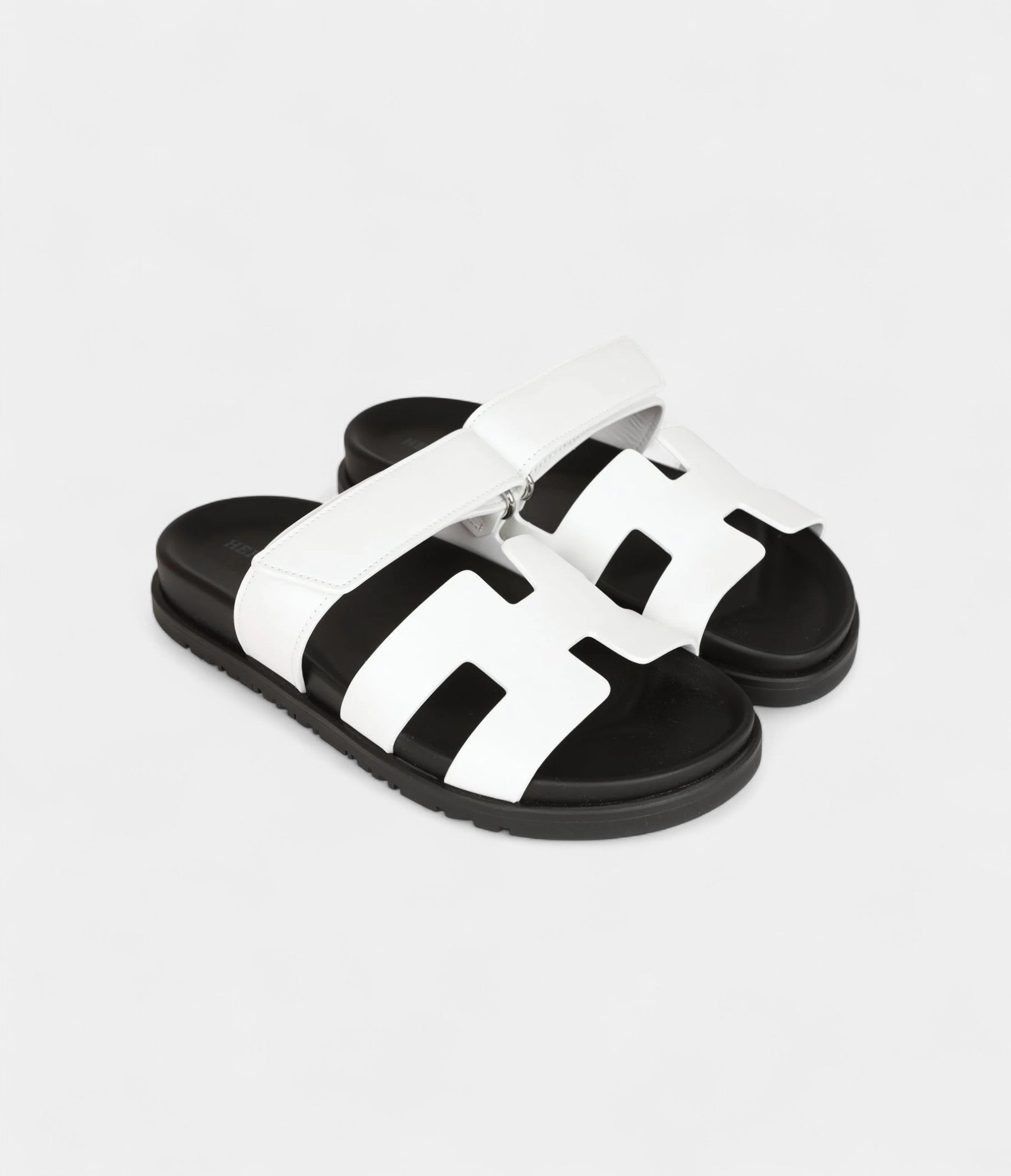 Hermès Chypre Sandals White Calfskin Palladium Hardware 35.5 EU