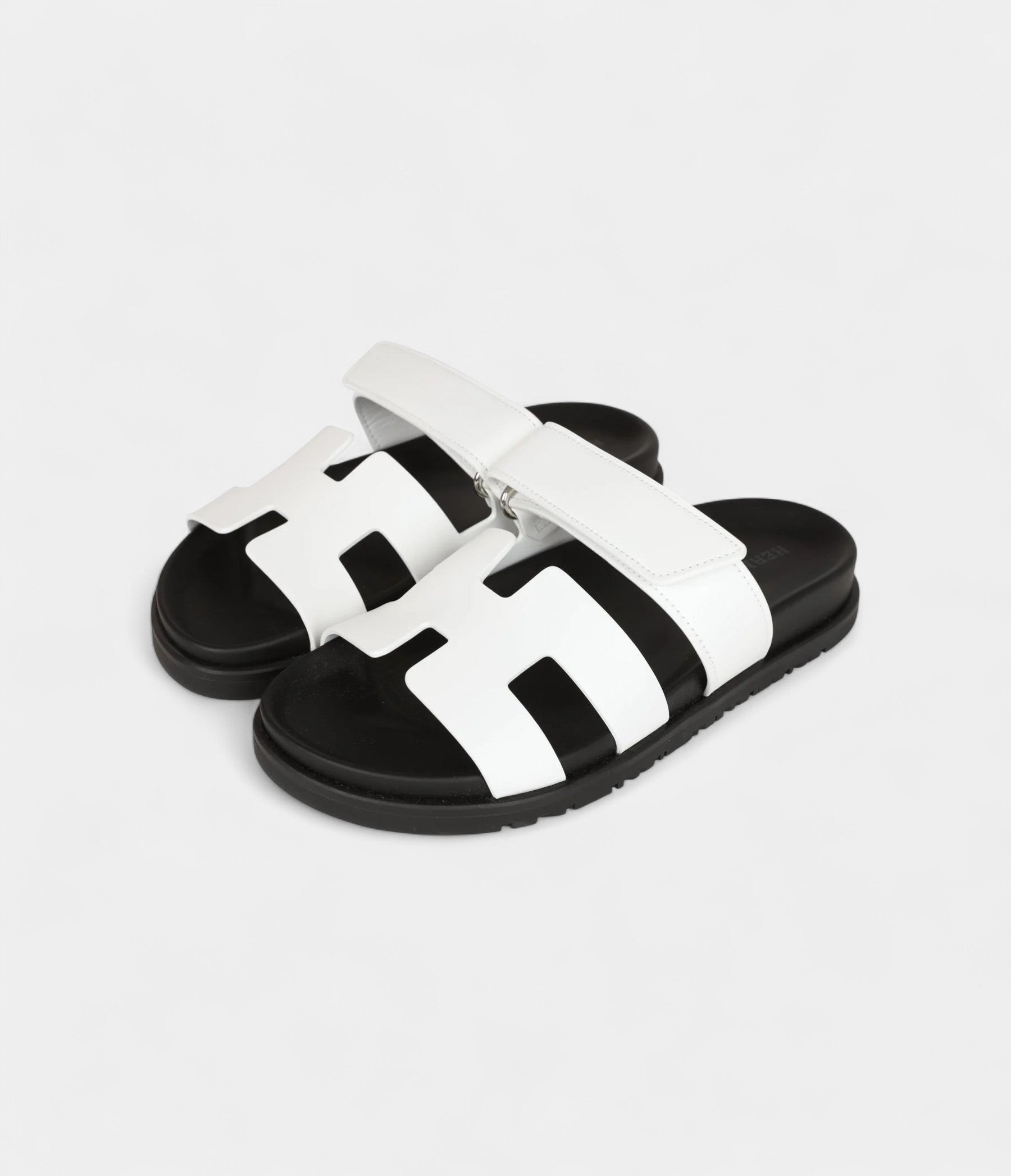 Hermès Chypre Sandals White Calfskin Palladium Hardware 35.5 EU
