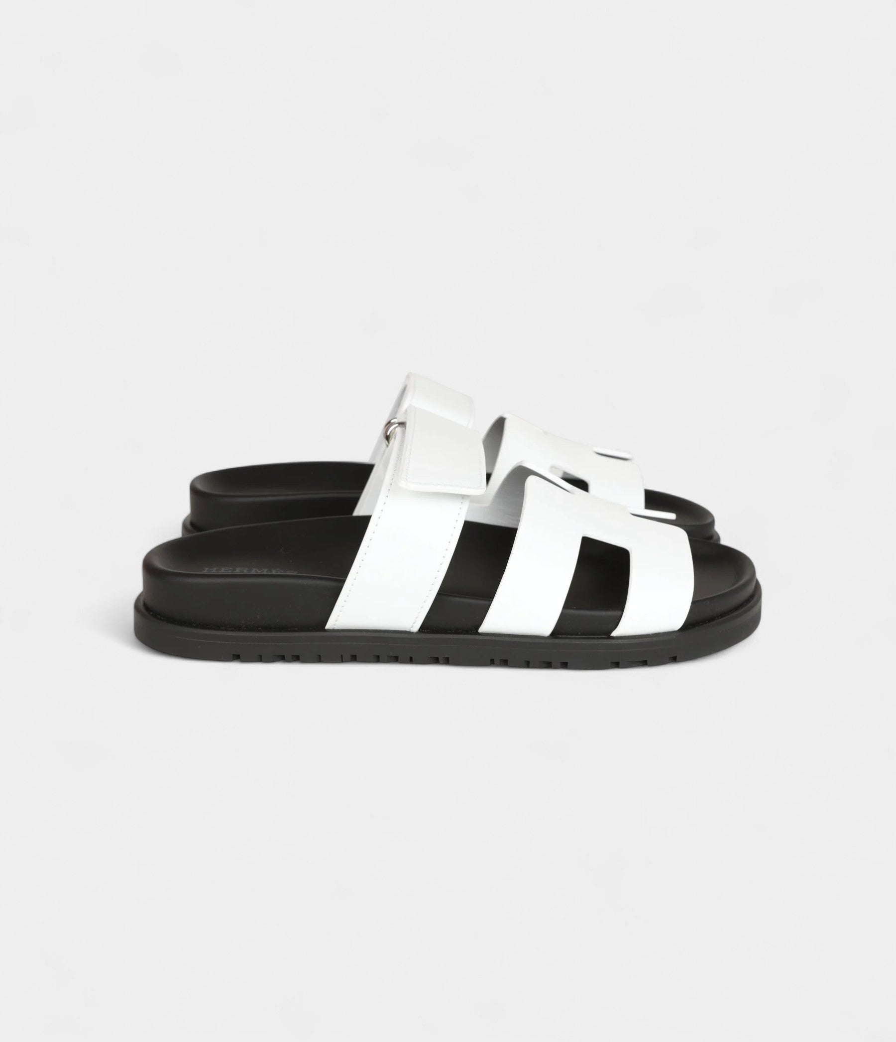 Hermès Chypre Sandals White Calfskin Palladium Hardware 35.5 EU