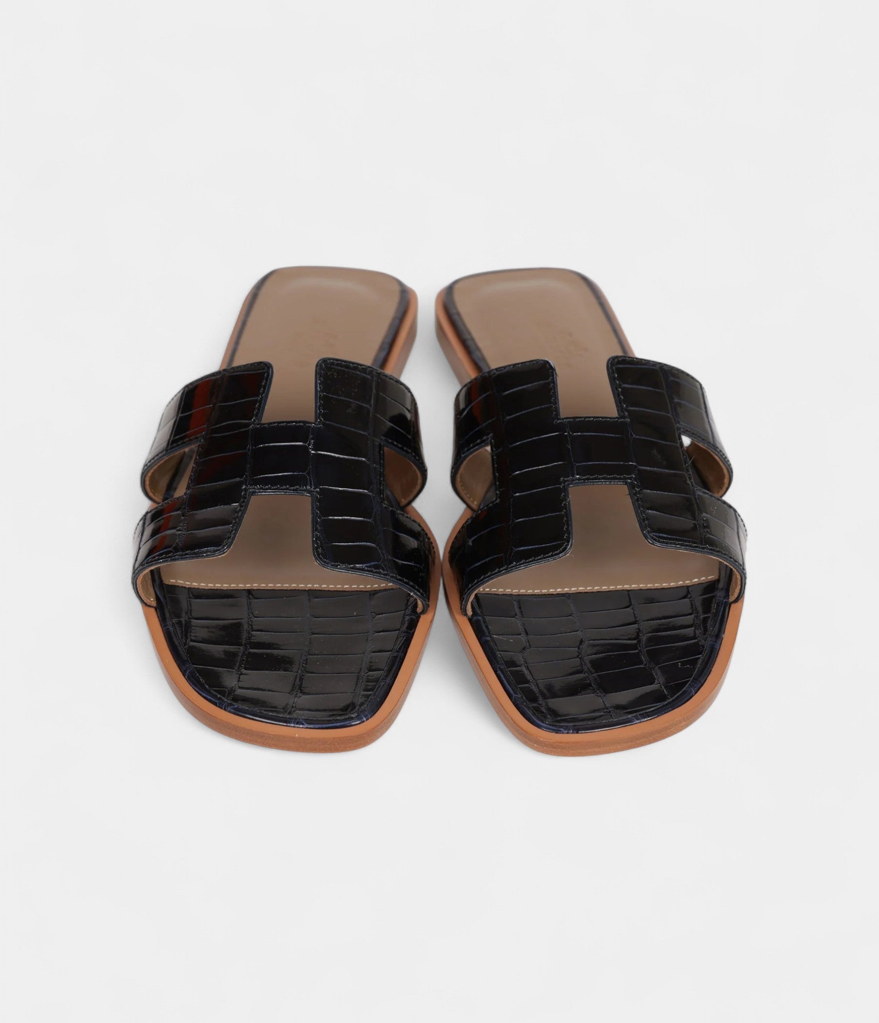 Hermès Oran Sandals Marine Shiny Alligator 37
