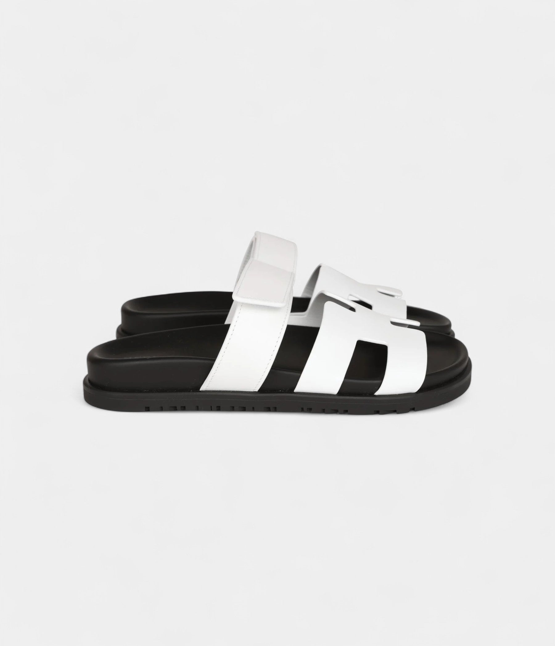 Hermès Chypre Sandals White Palladium Hardware 35.5 EU
