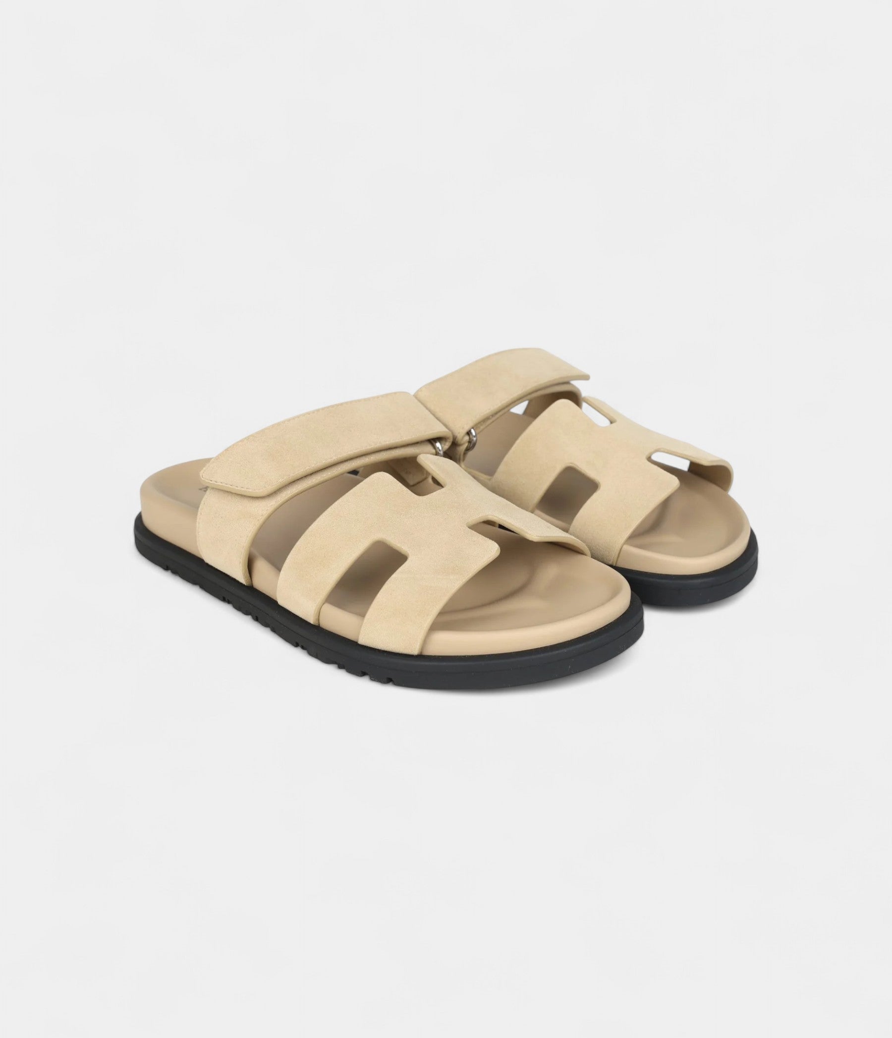 Hermès Chypre Techno Sandals Beige Lin Suede Palladium Hardware 35 EU
