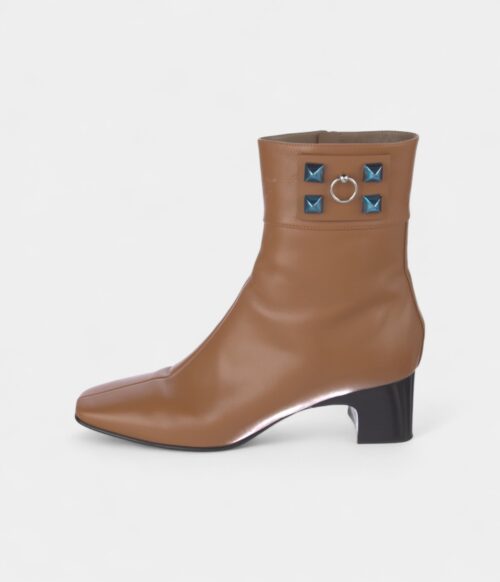 Hermès Decouverte Leather Boots Understated Power Effortless Style