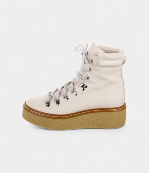 Hermès Discovery Leather Combat Boots Rugged Sophistication Timeless Strength