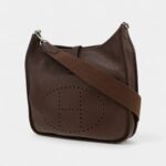 Hermès Evelyne III Shoulder Bag in Brown Togo Leather