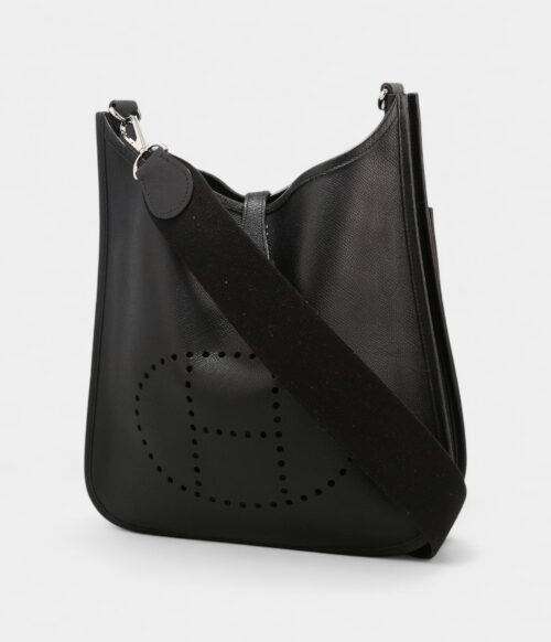 Hermès Evelyne Shoulder Bag in Black Epsom Leather