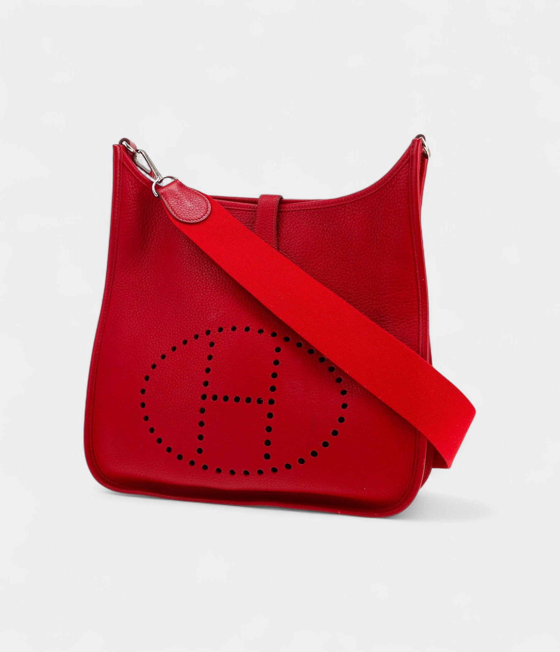 Hermès Evelyne Shoulder Bag in Red Piment Togo Leather