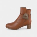 Hermès Frenchie Leather Boots Confident Sophistication