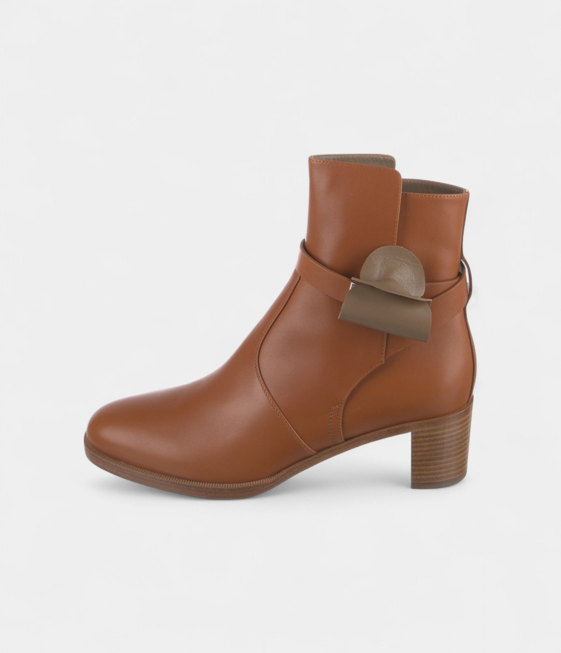 Hermès Frenchie Leather Boots Confident Sophistication