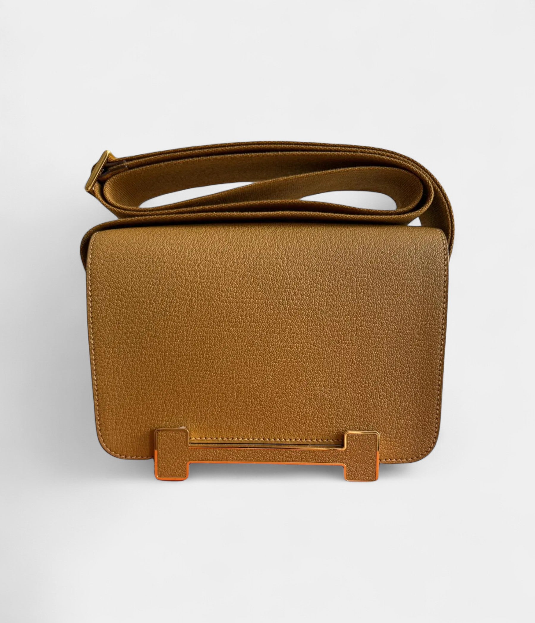 Hermès Geta Crossbody Bag in Brown Leather