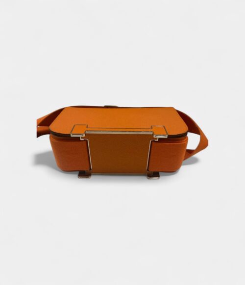 Hermès Geta Crossbody Bag in Orange Leather
