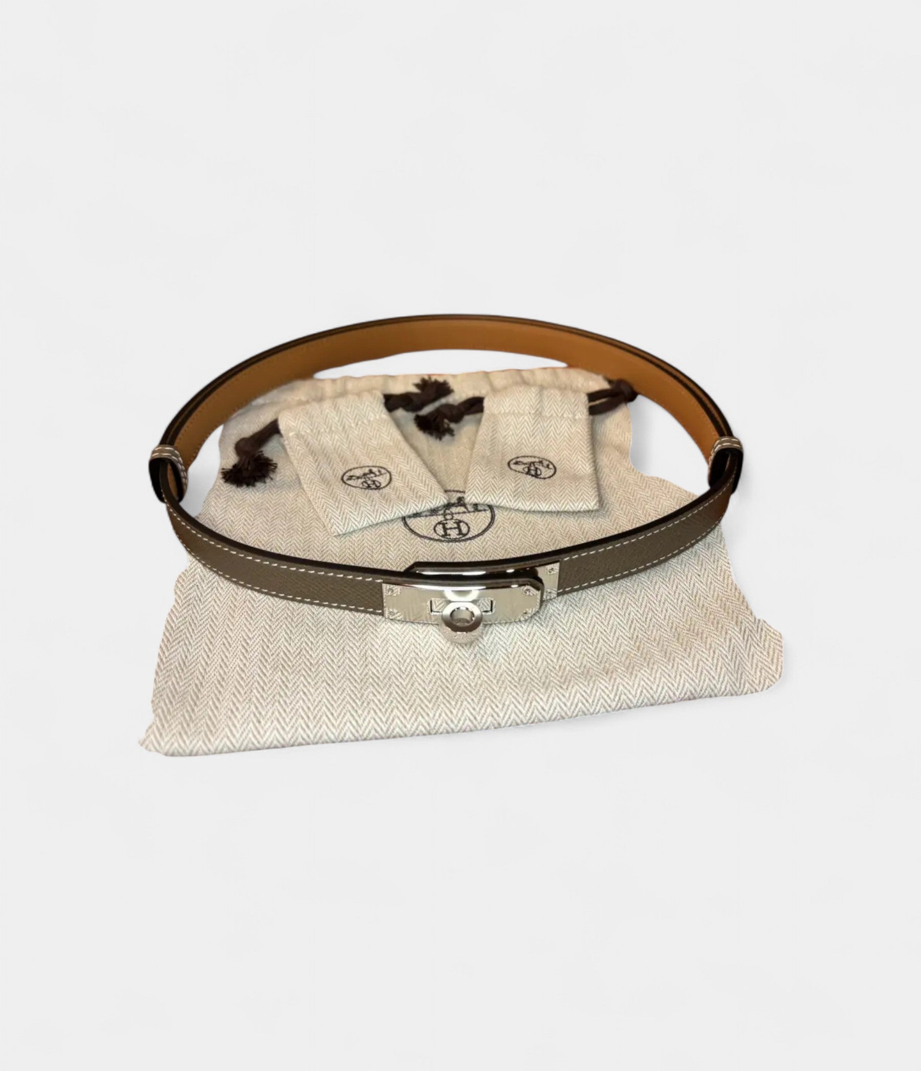 Hermès Kelly Leather Belt in Grey Understated Elegance, Redefined