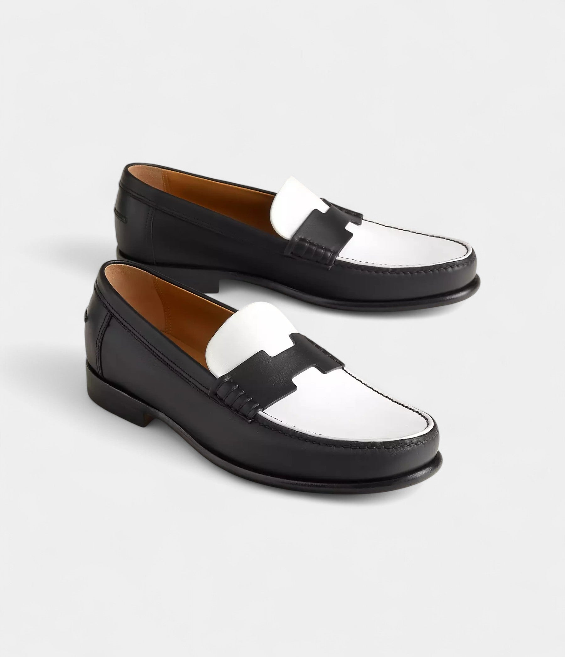 HermesKennedyLoaferEffortlessSophisticationinEveryStep_1.jpg Hermès Kennedy Loafer Effortless Sophistication in Every Step