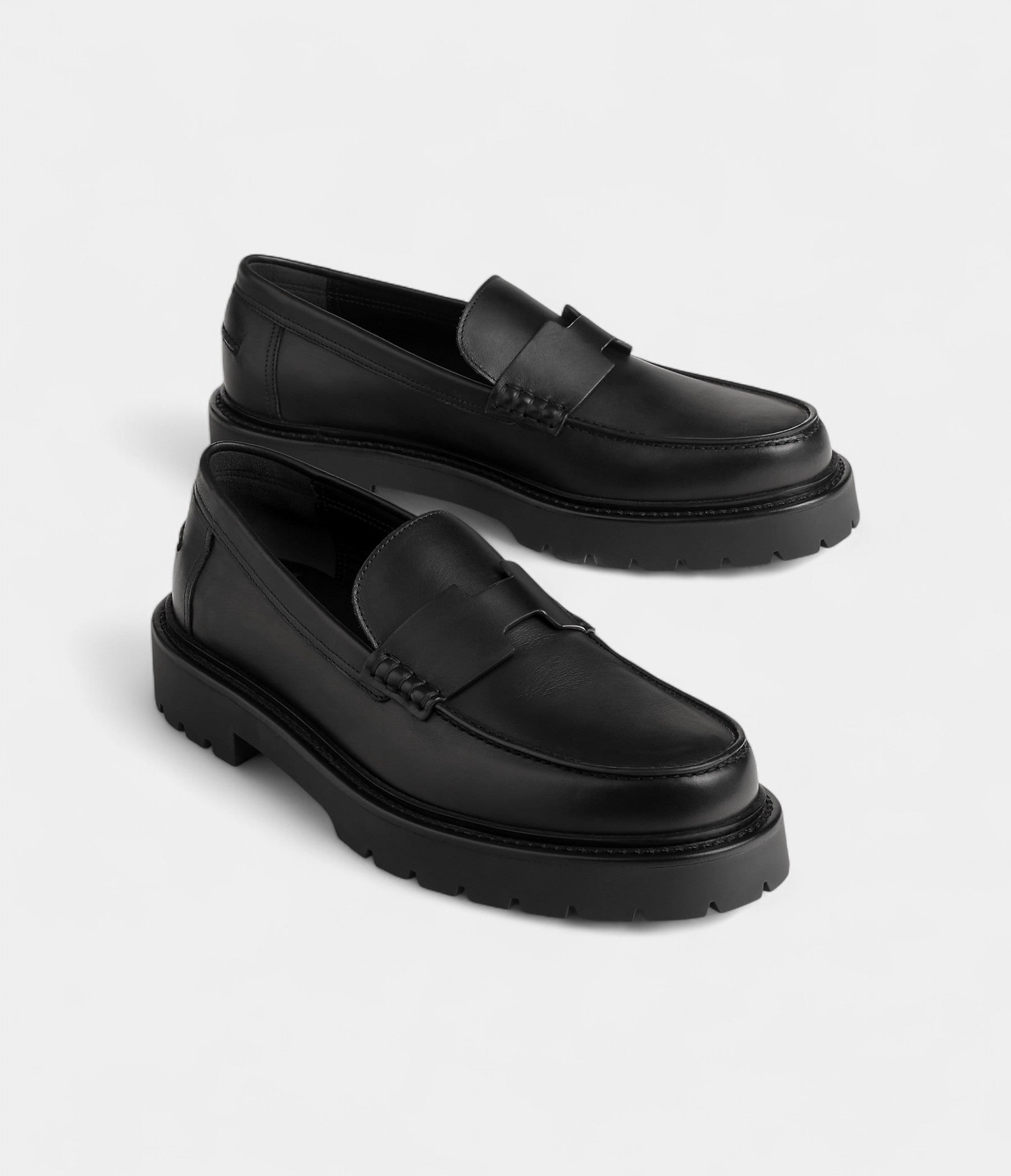 Hermès Klement Loafer Rugged Elegance with Iconic Detail