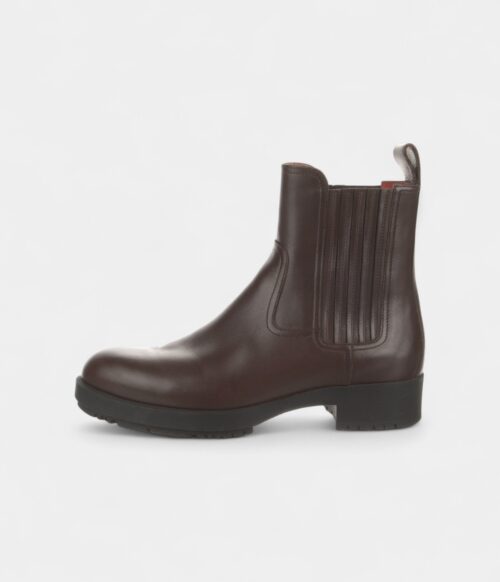Hermès Kross Leather Chelsea Boots Contemporary Edge Timeless Craftsmanship