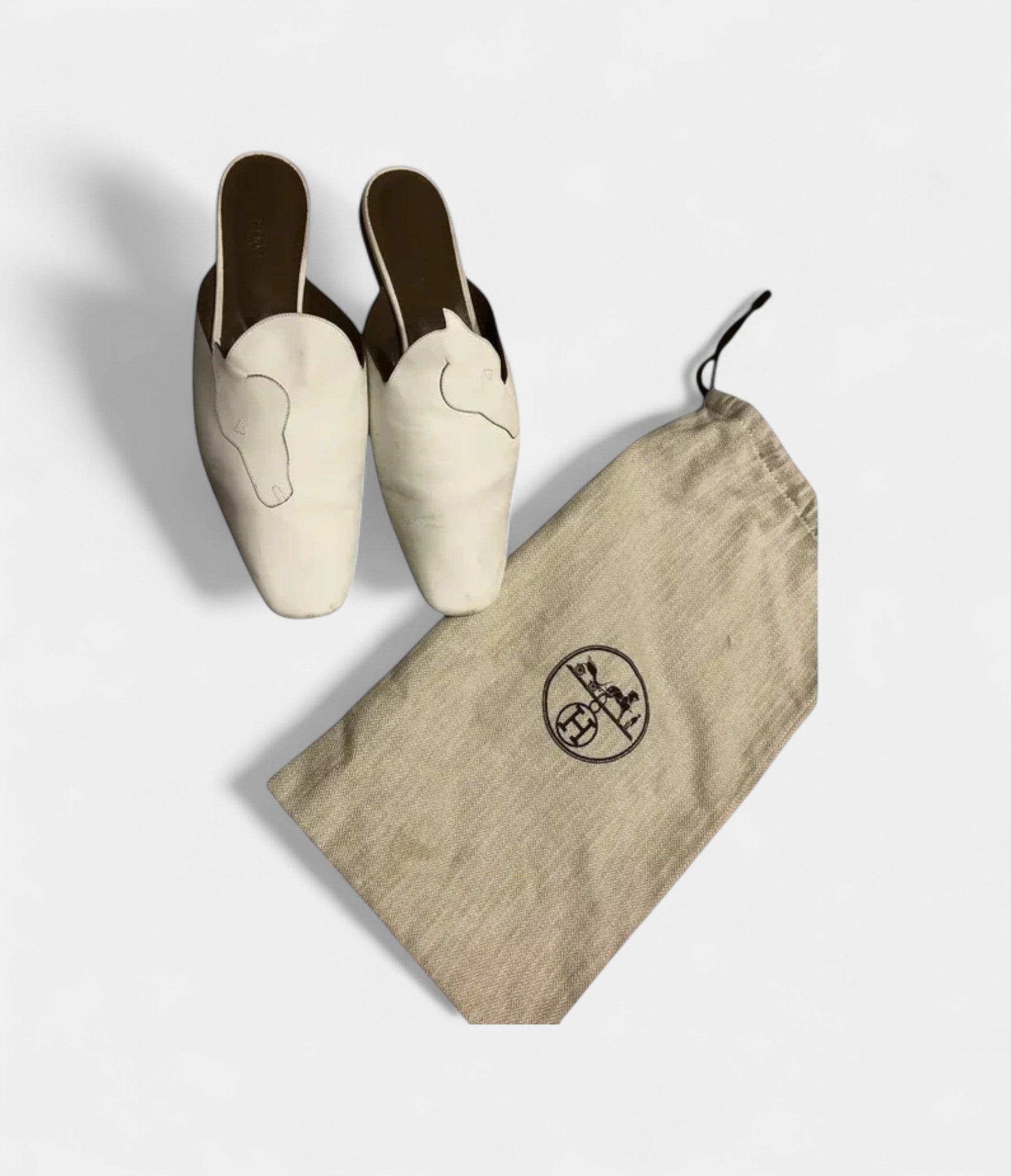 Hermès Leather Mules & Clogs A Fusion of Comfort and Elegance