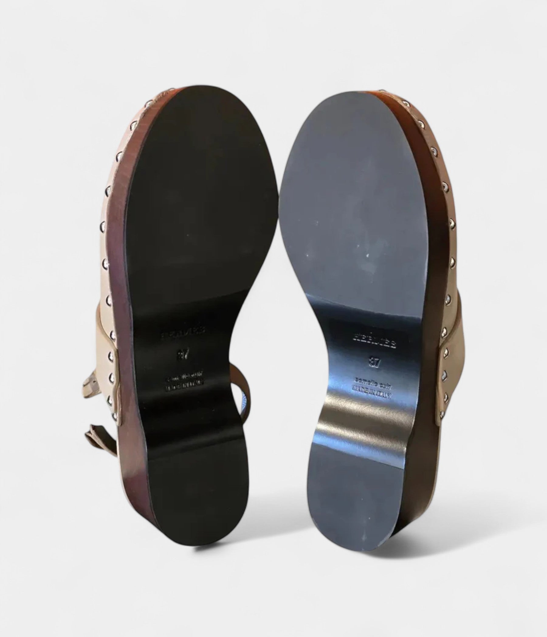 Hermès Leather Mules & Clogs Sophisticated Craftsmanship Meets Everyday Comfort