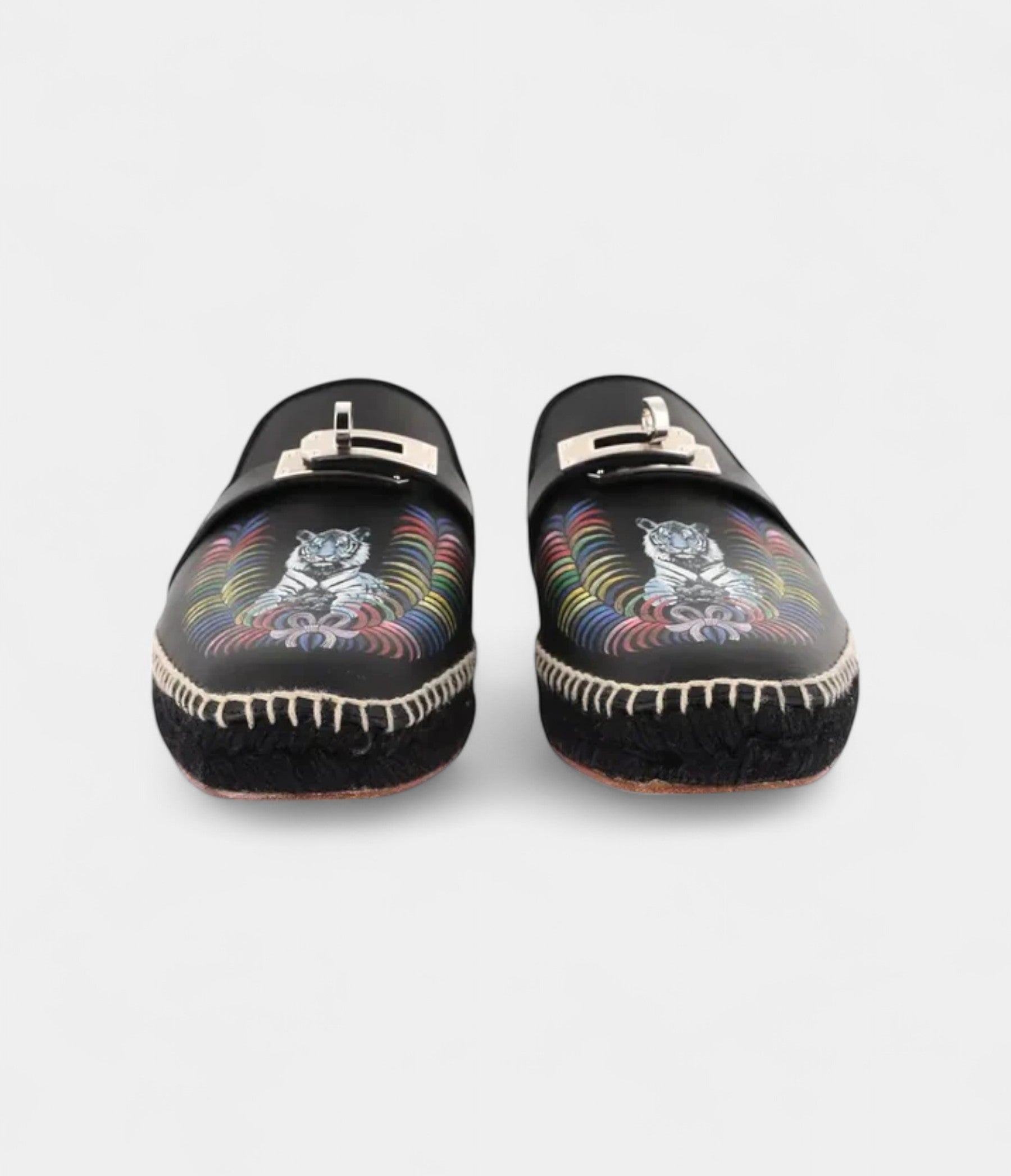 Hermès Leather Mules & Clogs The Perfect Balance of Comfort and Sophistication